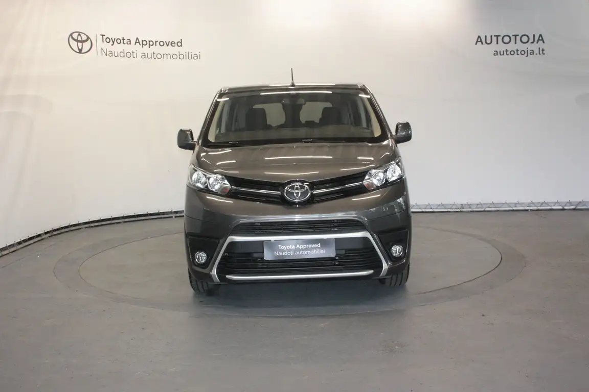 TOYOTA PROACE VERSO