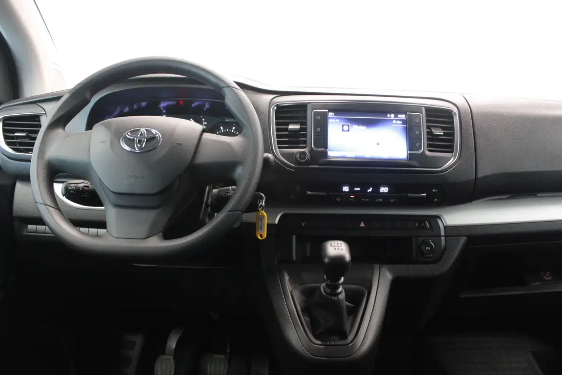 TOYOTA PROACE VERSO