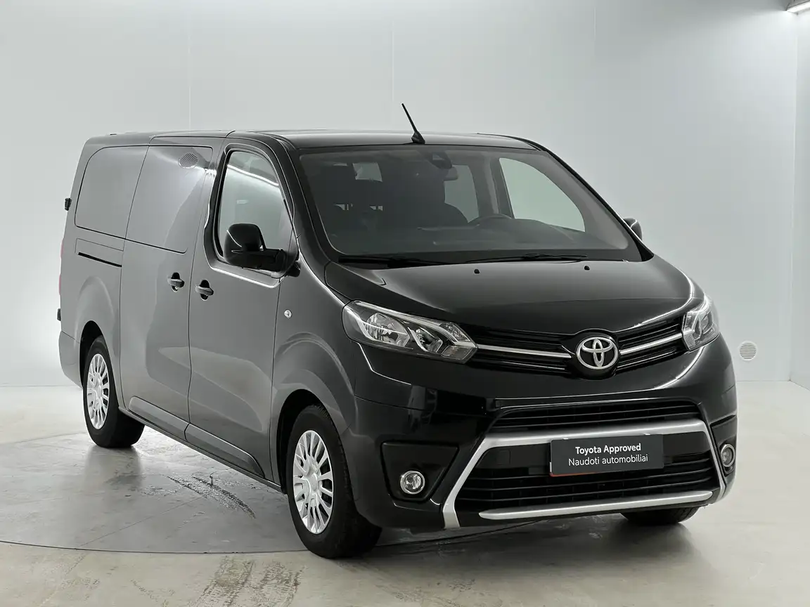 TOYOTA PROACE
