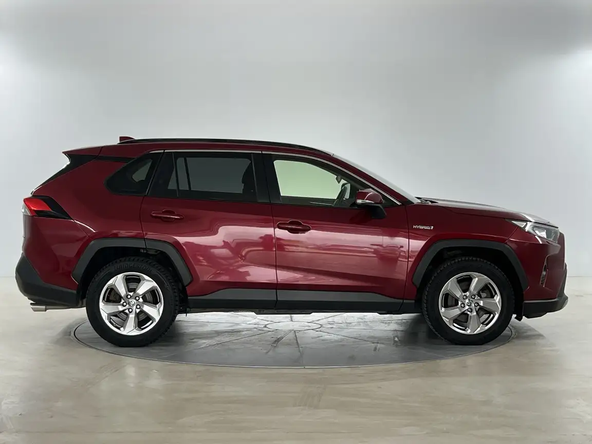TOYOTA RAV4