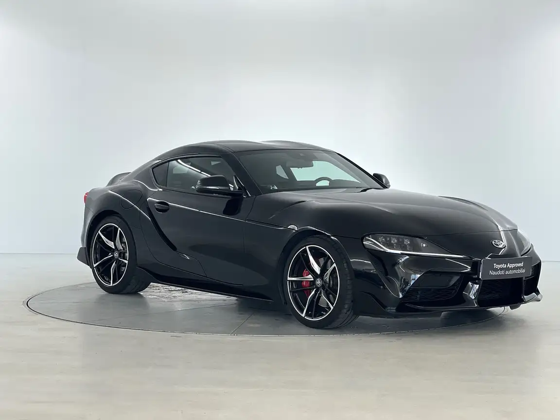 TOYOTA SUPRA