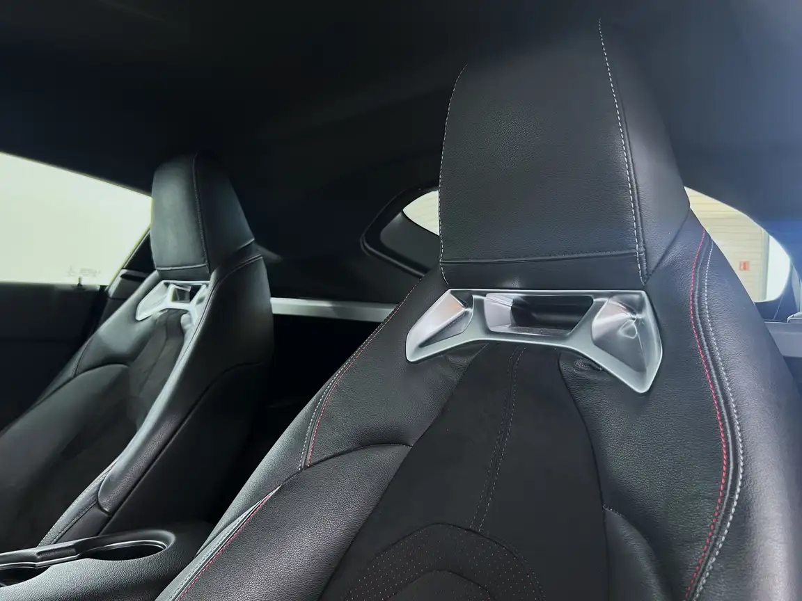 TOYOTA SUPRA