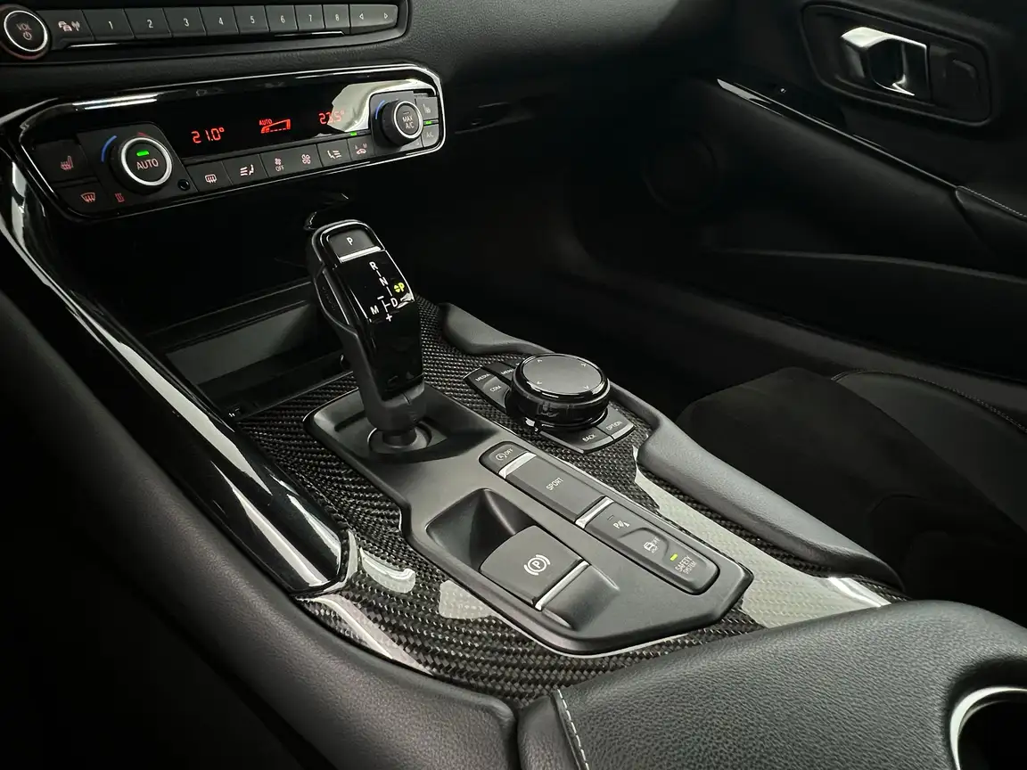TOYOTA SUPRA