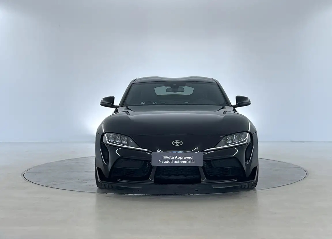 TOYOTA SUPRA