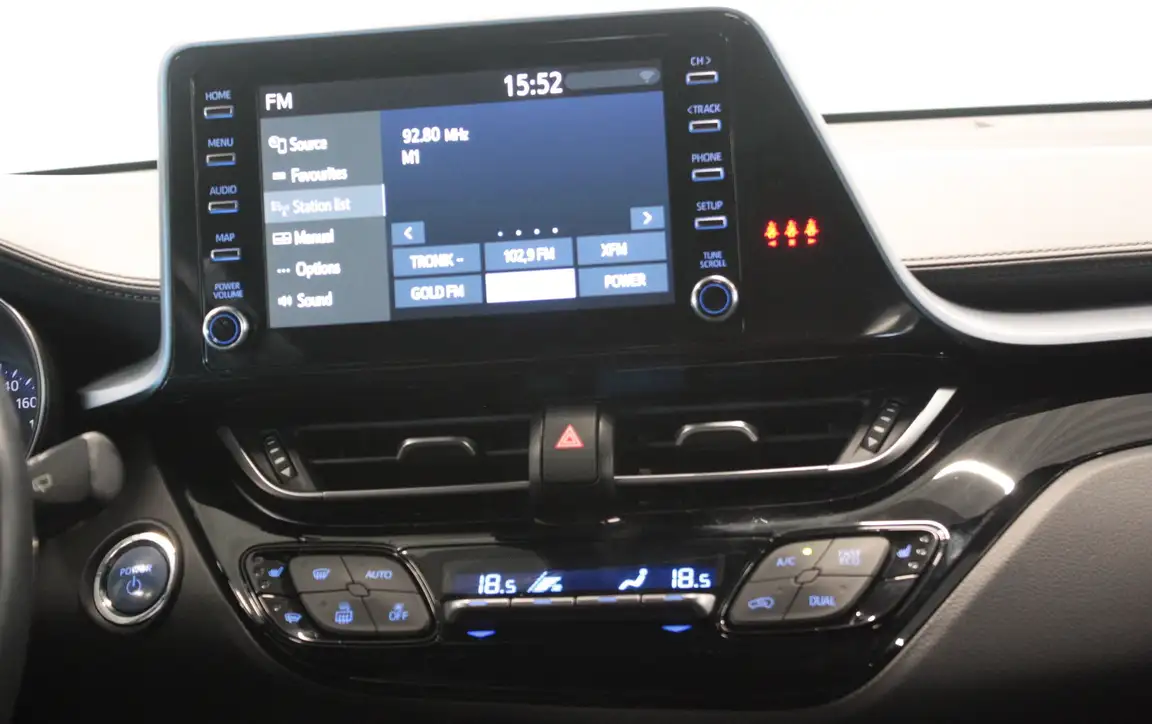 TOYOTA C-HR