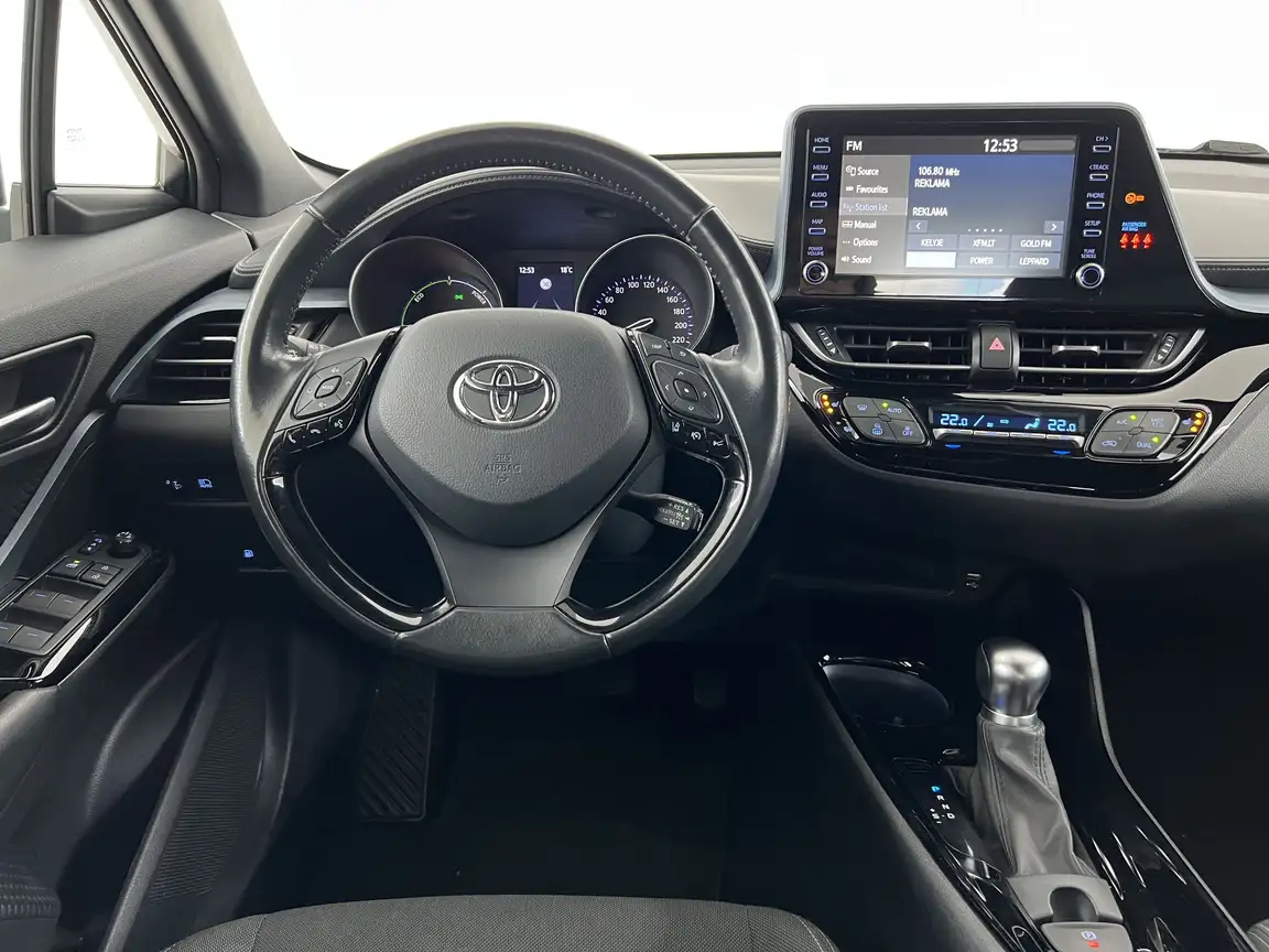 TOYOTA C-HR