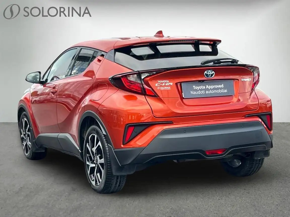 TOYOTA C-HR