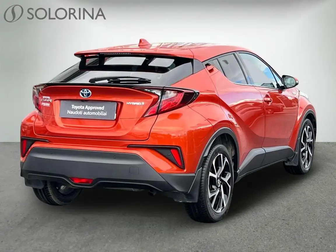 TOYOTA C-HR