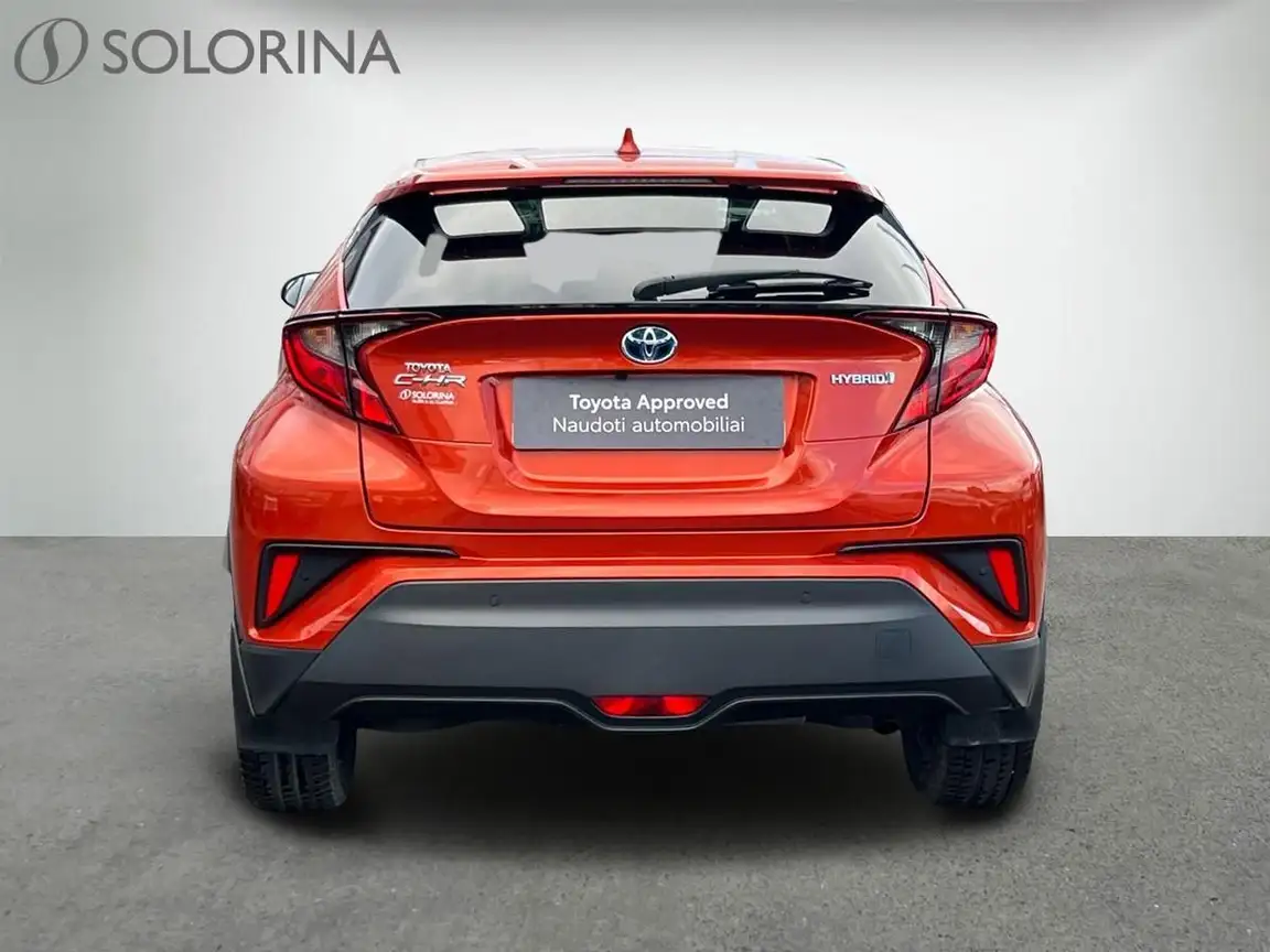 TOYOTA C-HR