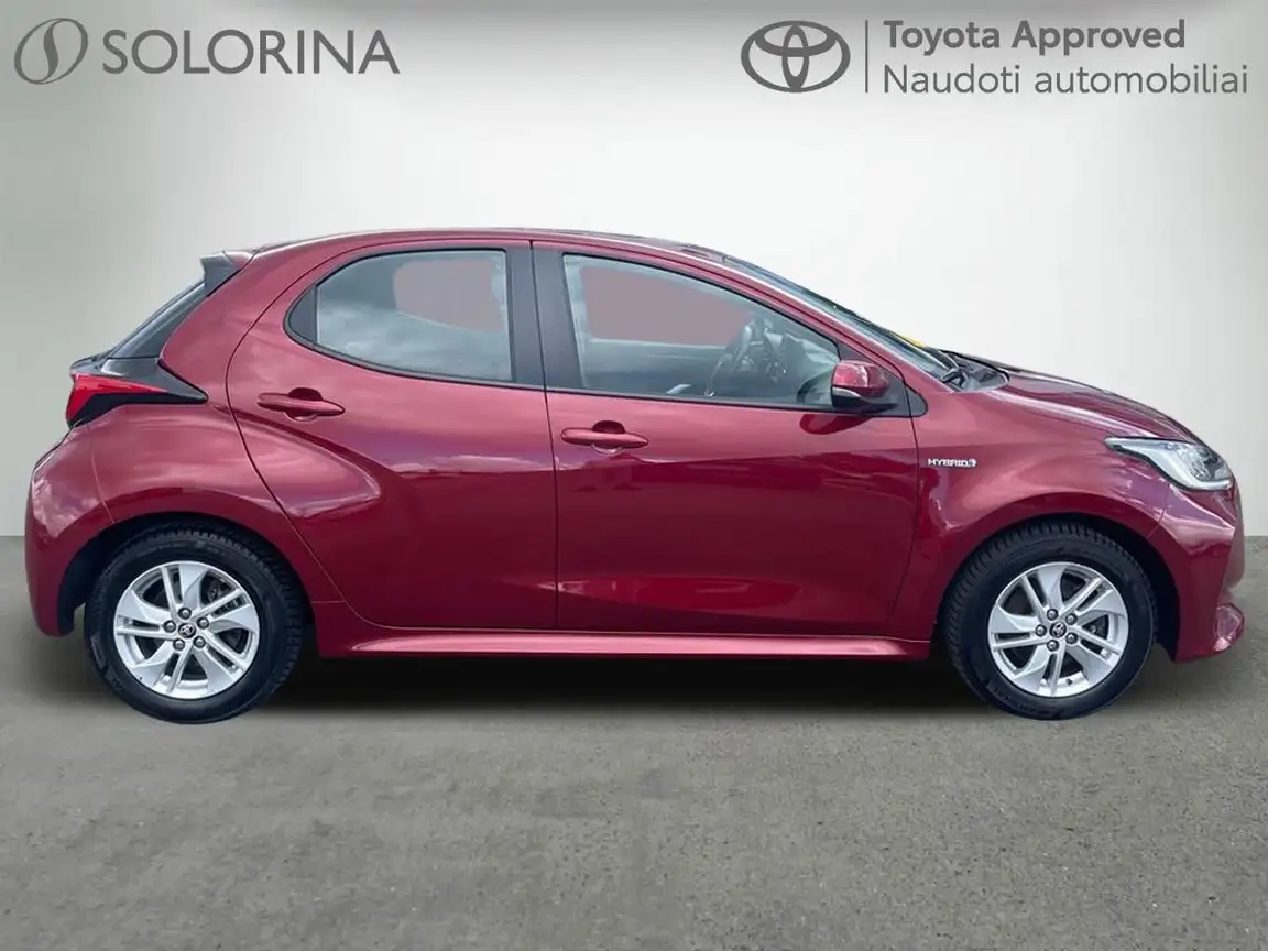 TOYOTA YARIS