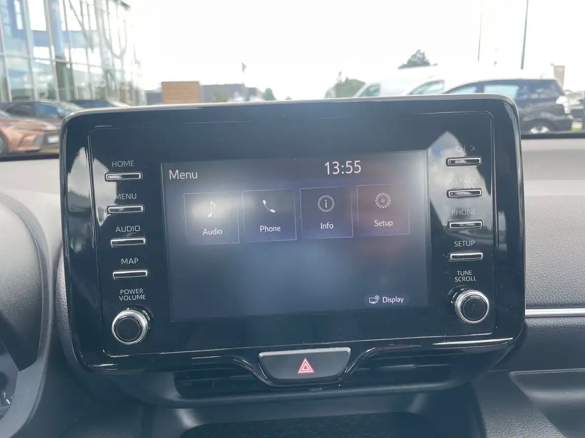 TOYOTA YARIS