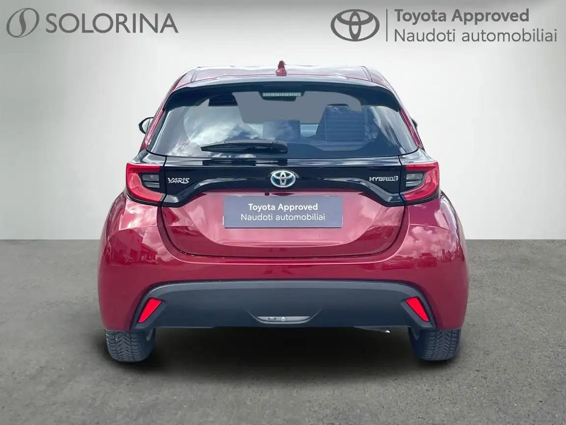TOYOTA YARIS