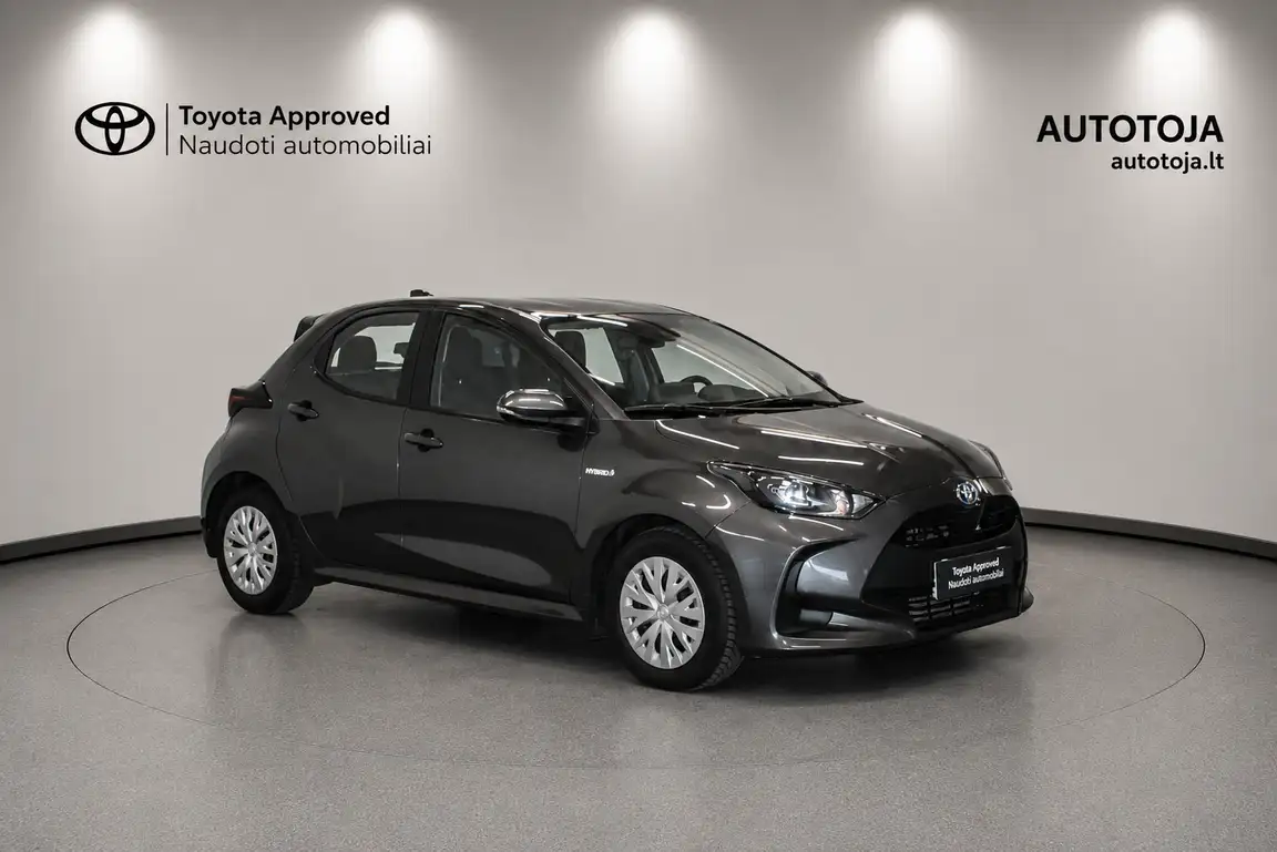 TOYOTA YARIS