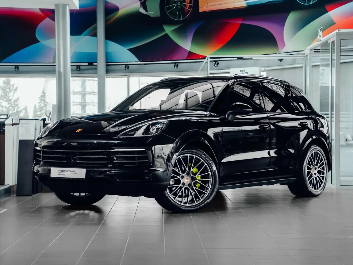 PORSCHE CAYENNE