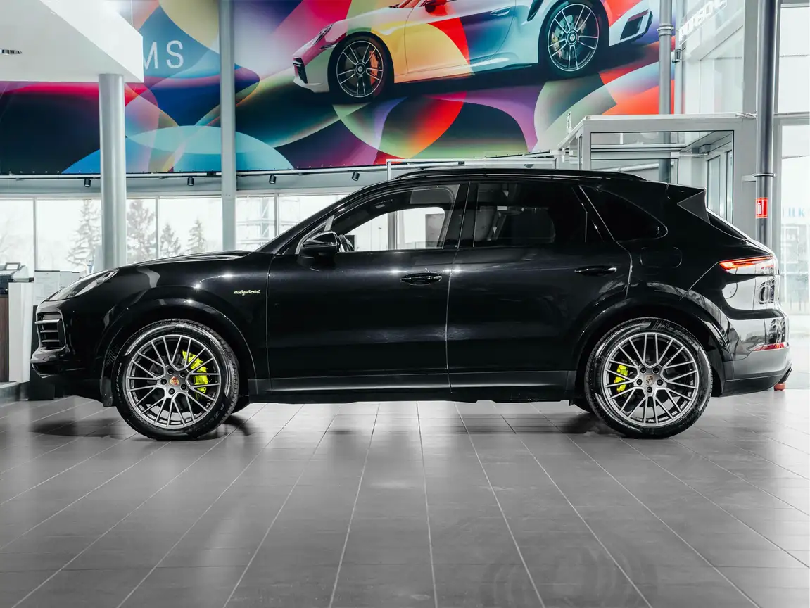 PORSCHE CAYENNE