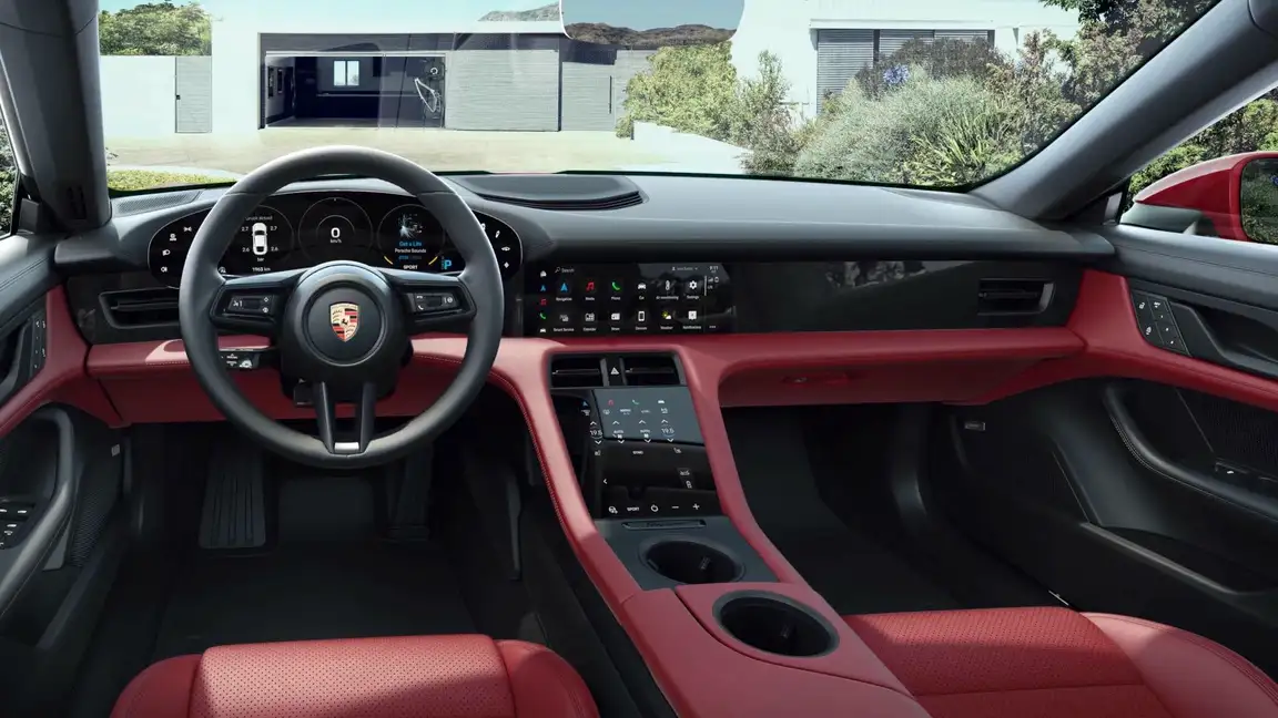 PORSCHE TAYCAN