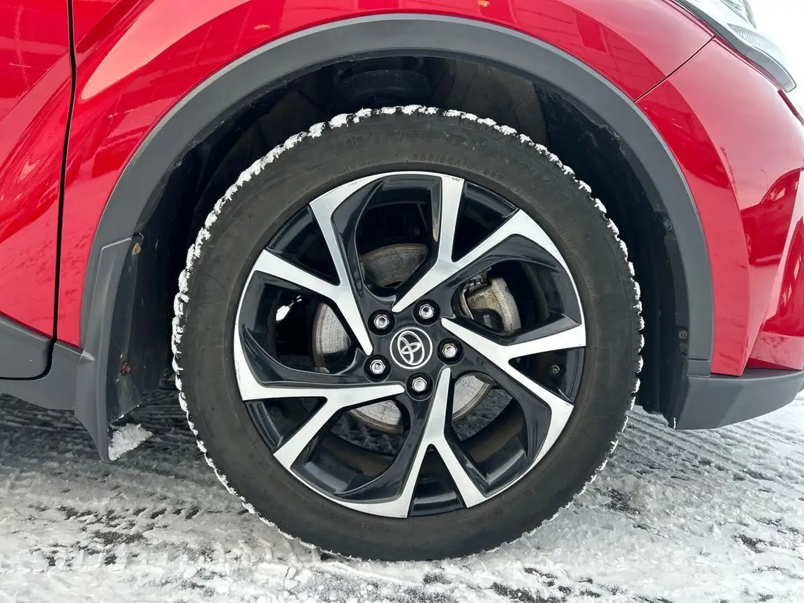TOYOTA C-HR