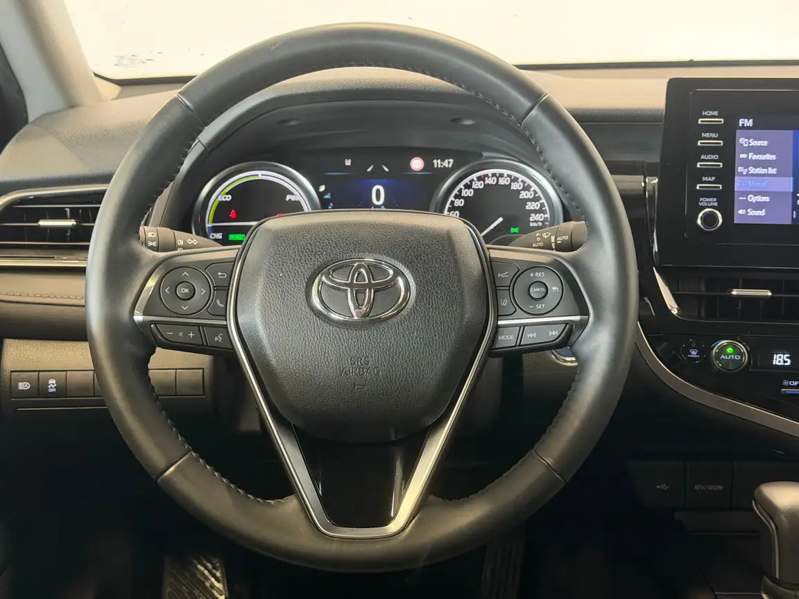 TOYOTA CAMRY