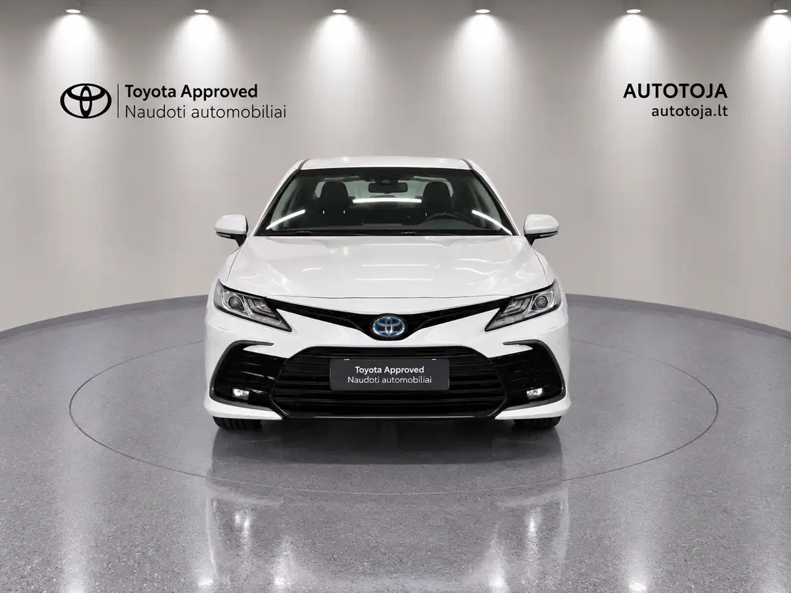 TOYOTA CAMRY