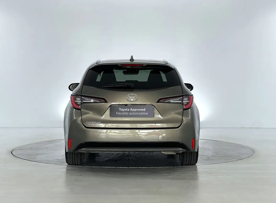TOYOTA COROLLA
