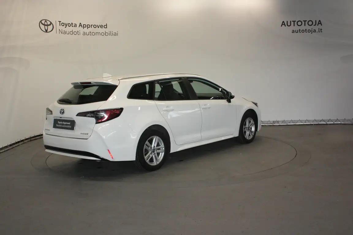 TOYOTA COROLLA