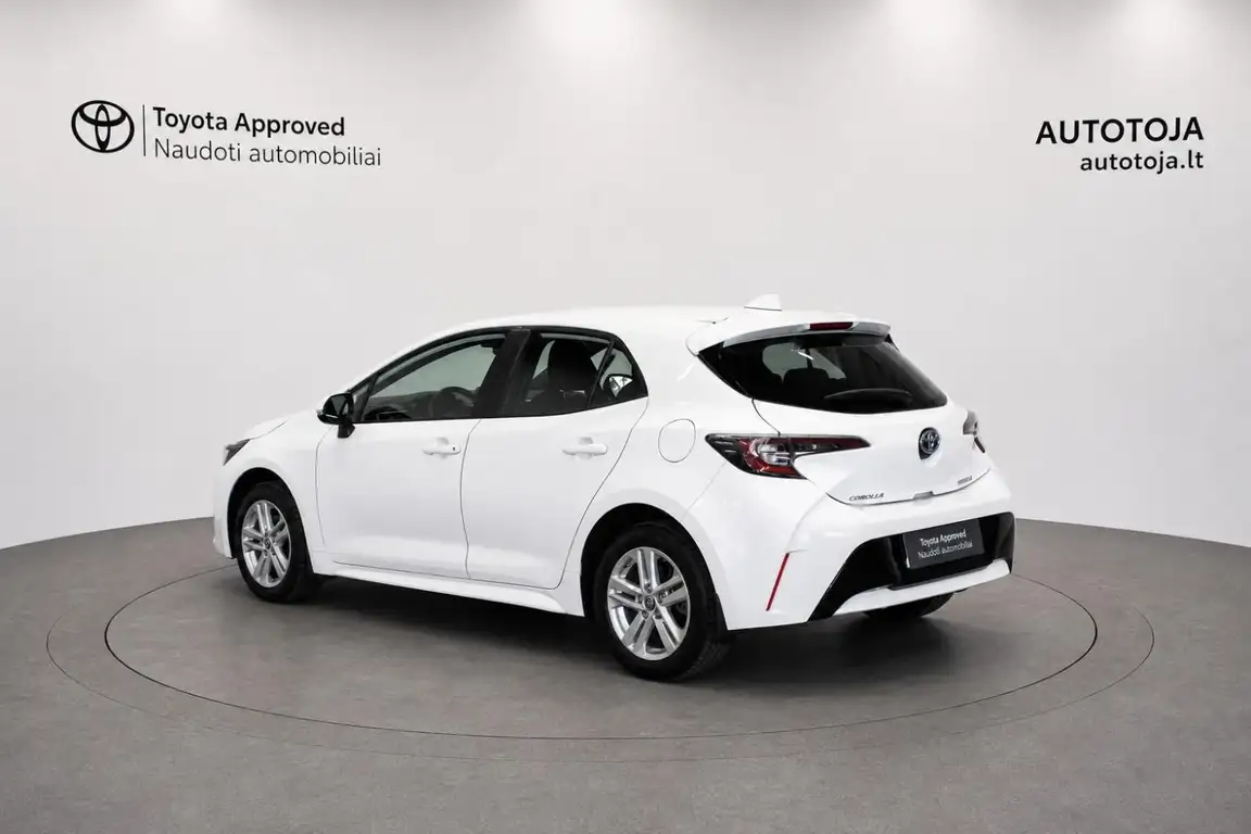 TOYOTA COROLLA