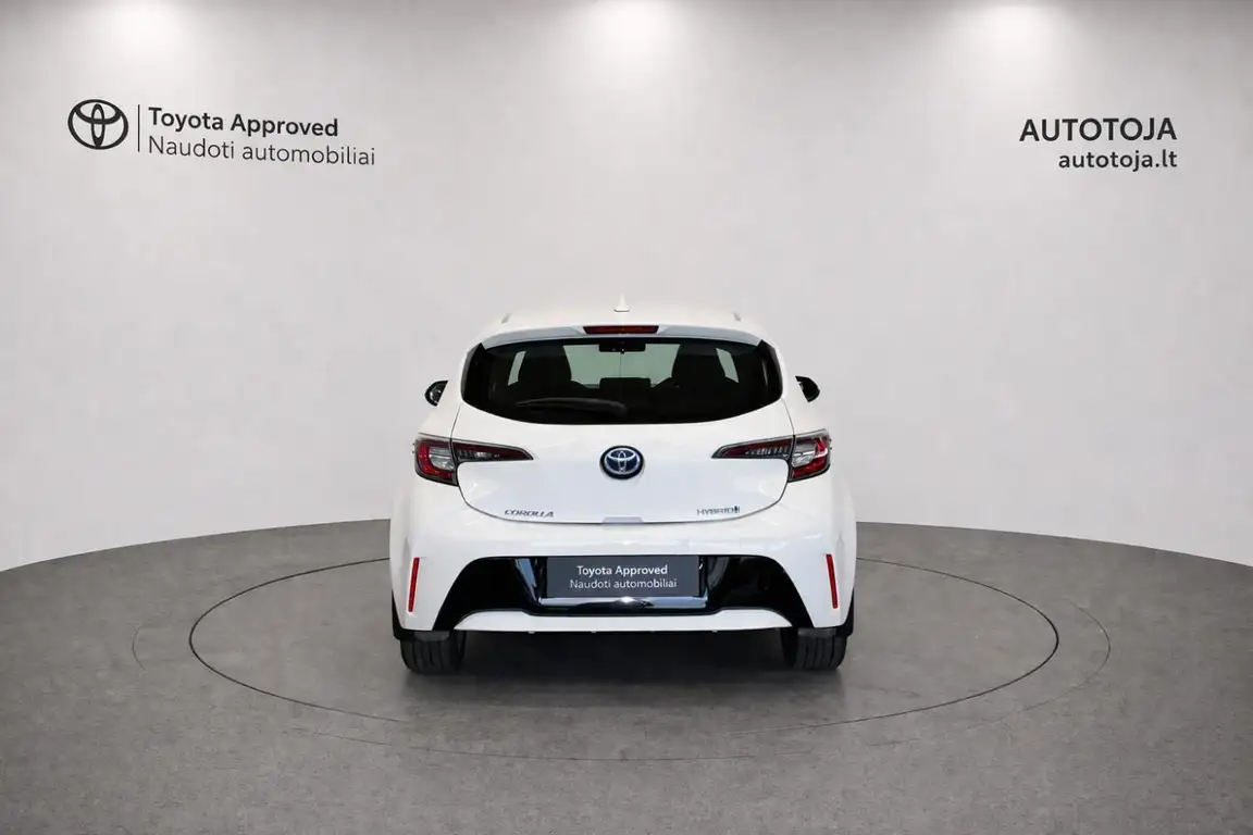 TOYOTA COROLLA