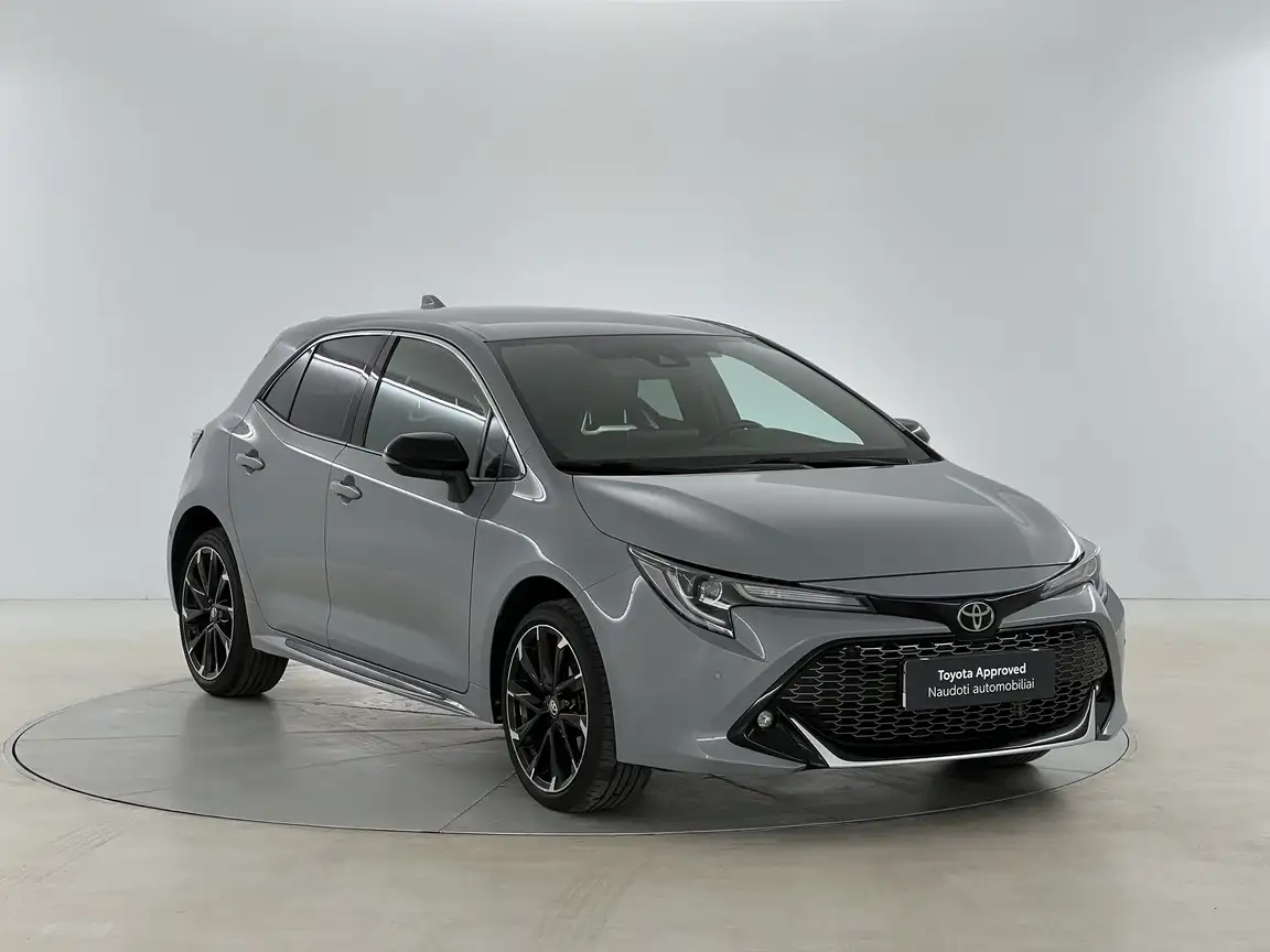 TOYOTA COROLLA
