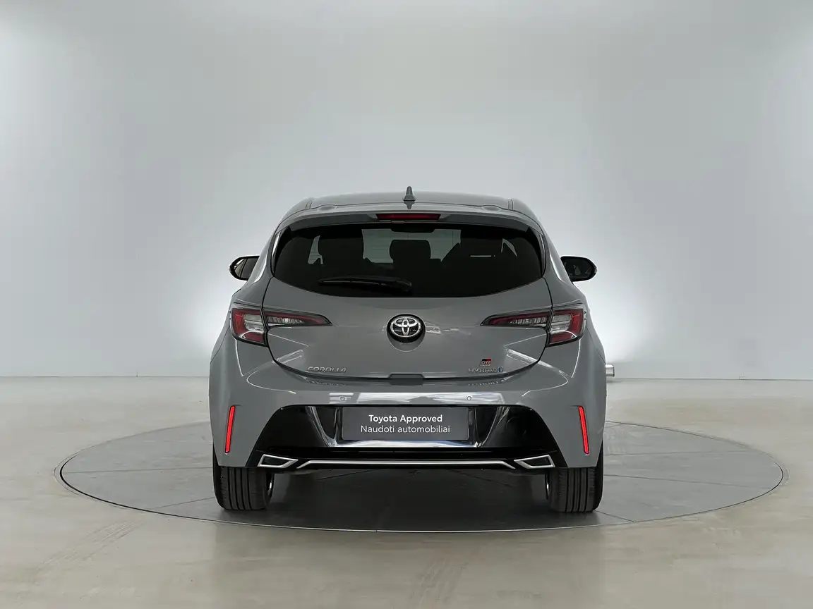 TOYOTA COROLLA