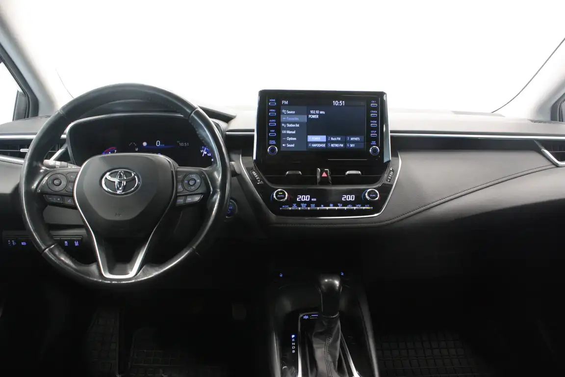 TOYOTA COROLLA