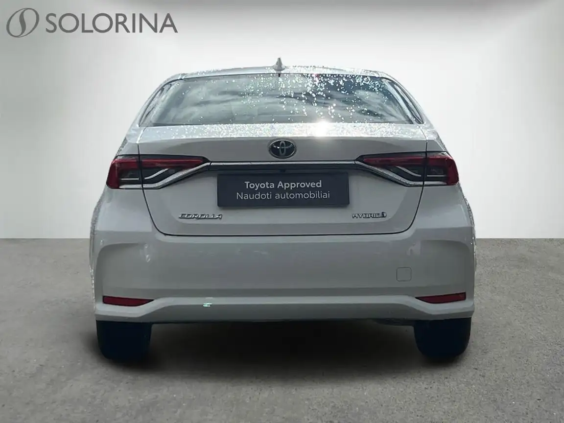 TOYOTA COROLLA