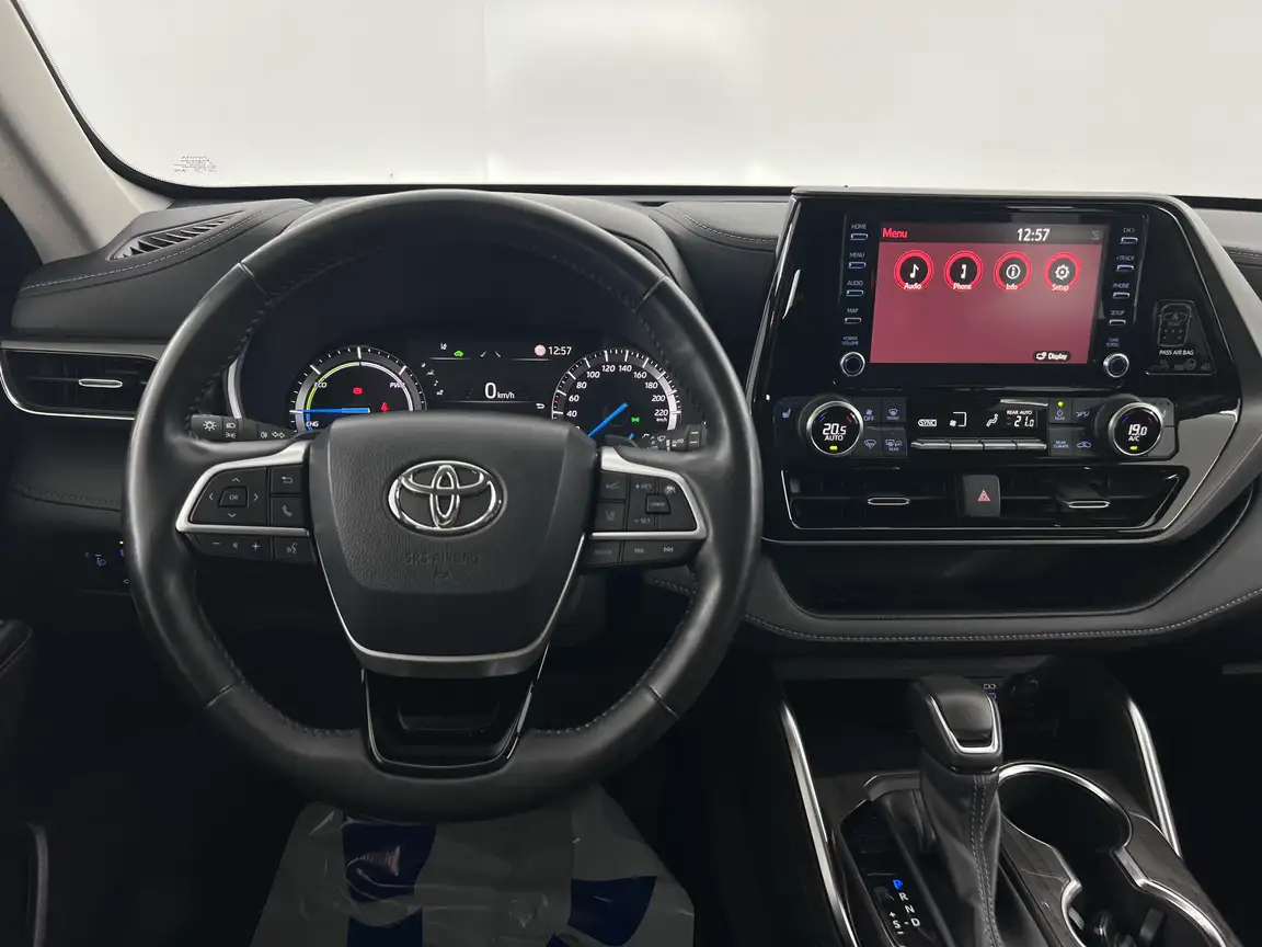 TOYOTA HIGHLANDER