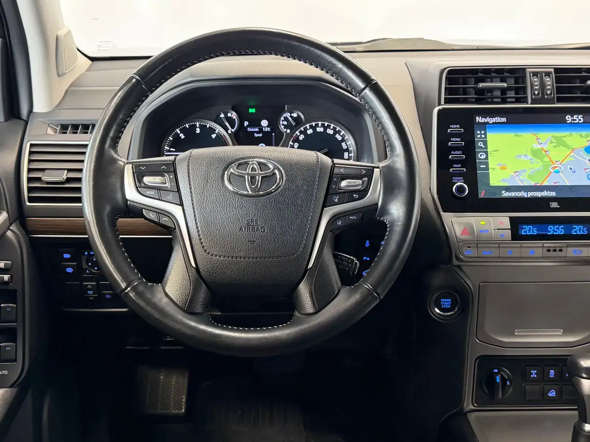 TOYOTA LAND CRUISER