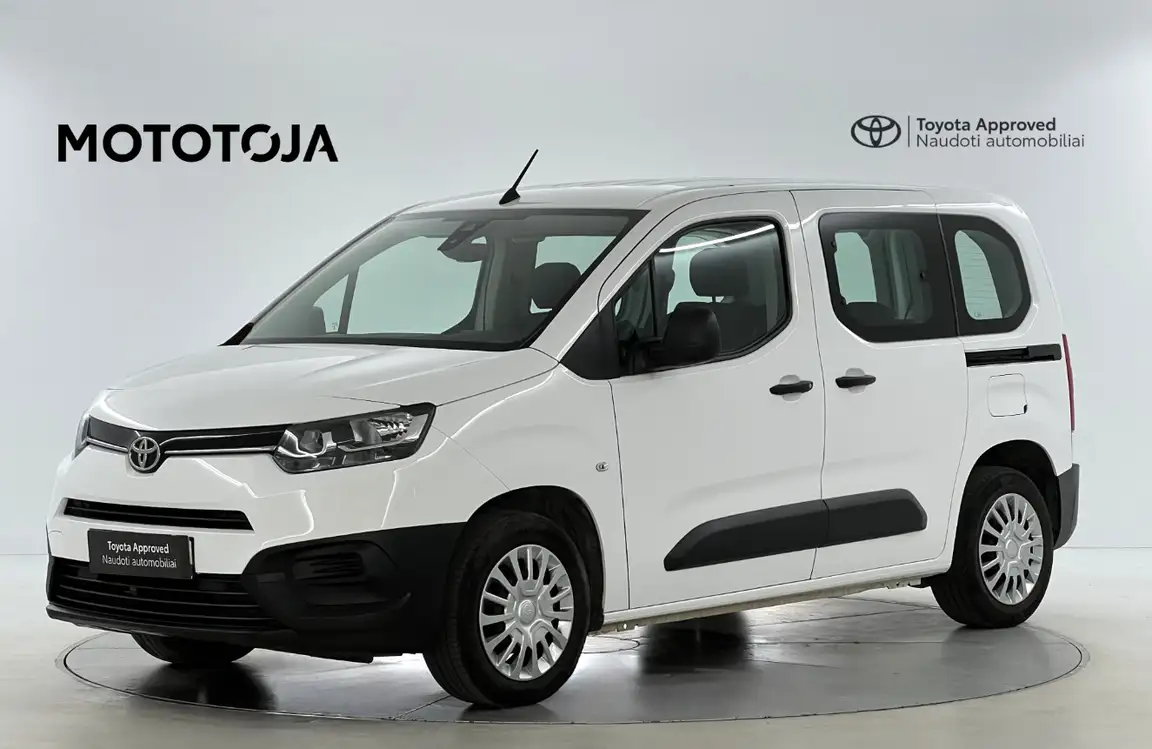 TOYOTA PROACE CITY VERSO