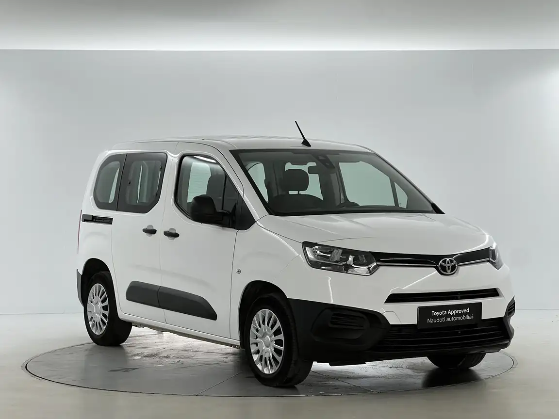 TOYOTA PROACE CITY VERSO