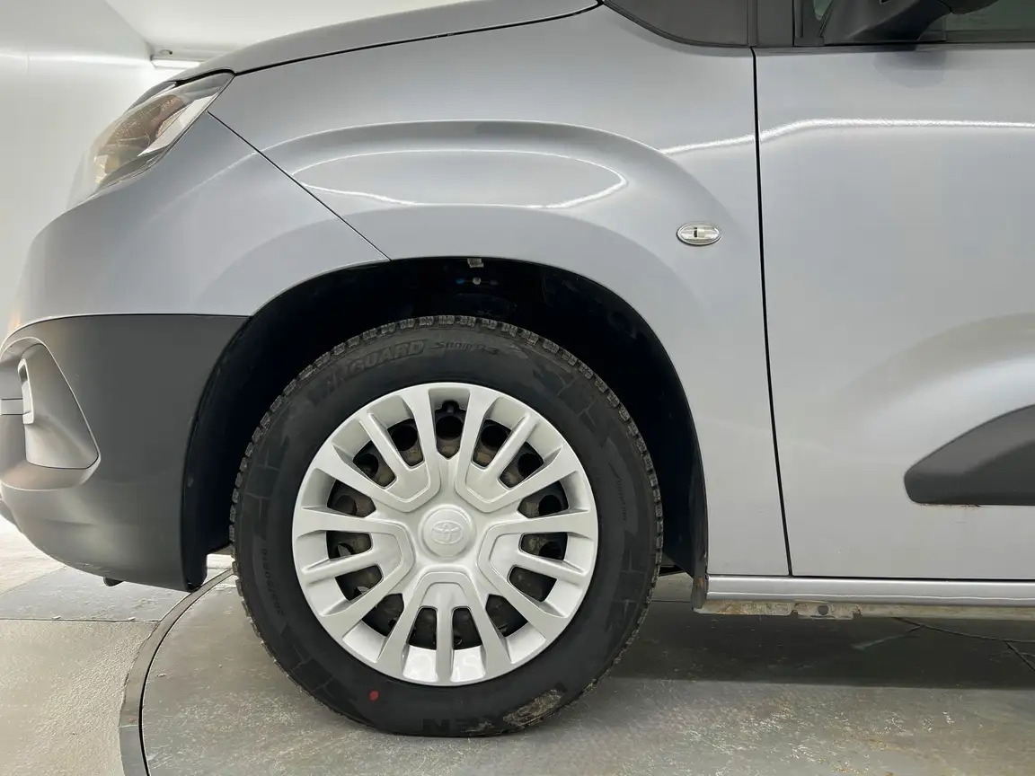 TOYOTA PROACE CITY VERSO