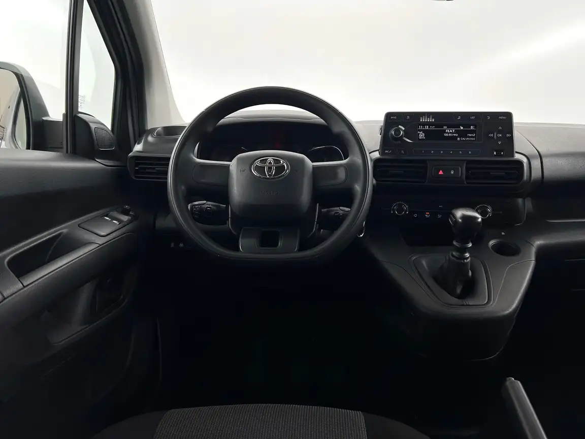 TOYOTA PROACE CITY VERSO