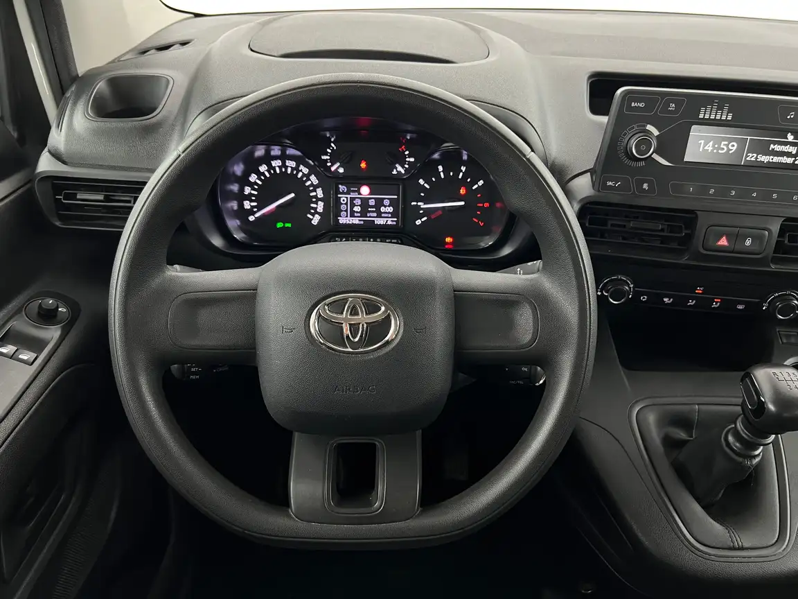 TOYOTA PROACE CITY VERSO