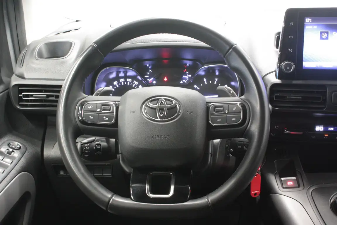 TOYOTA PROACE CITY VERSO