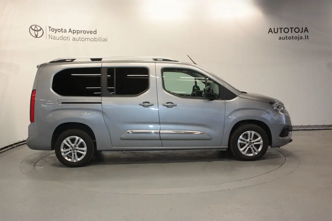 TOYOTA PROACE CITY VERSO