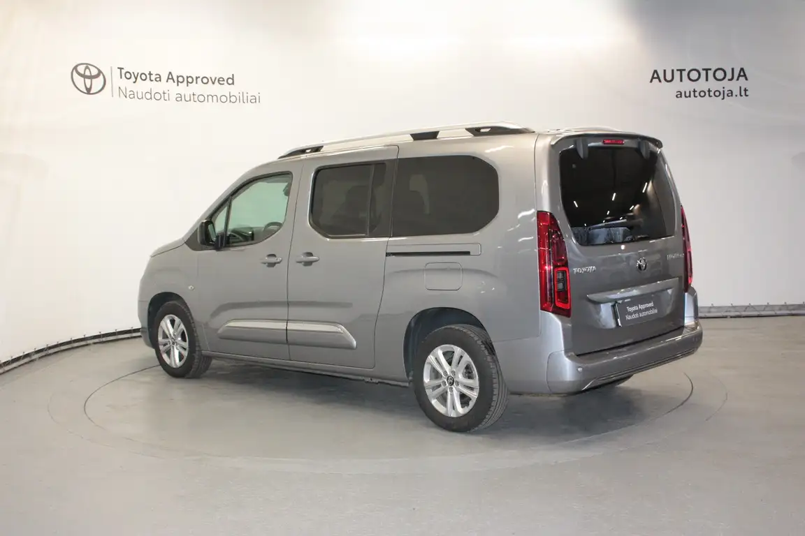 TOYOTA PROACE CITY VERSO