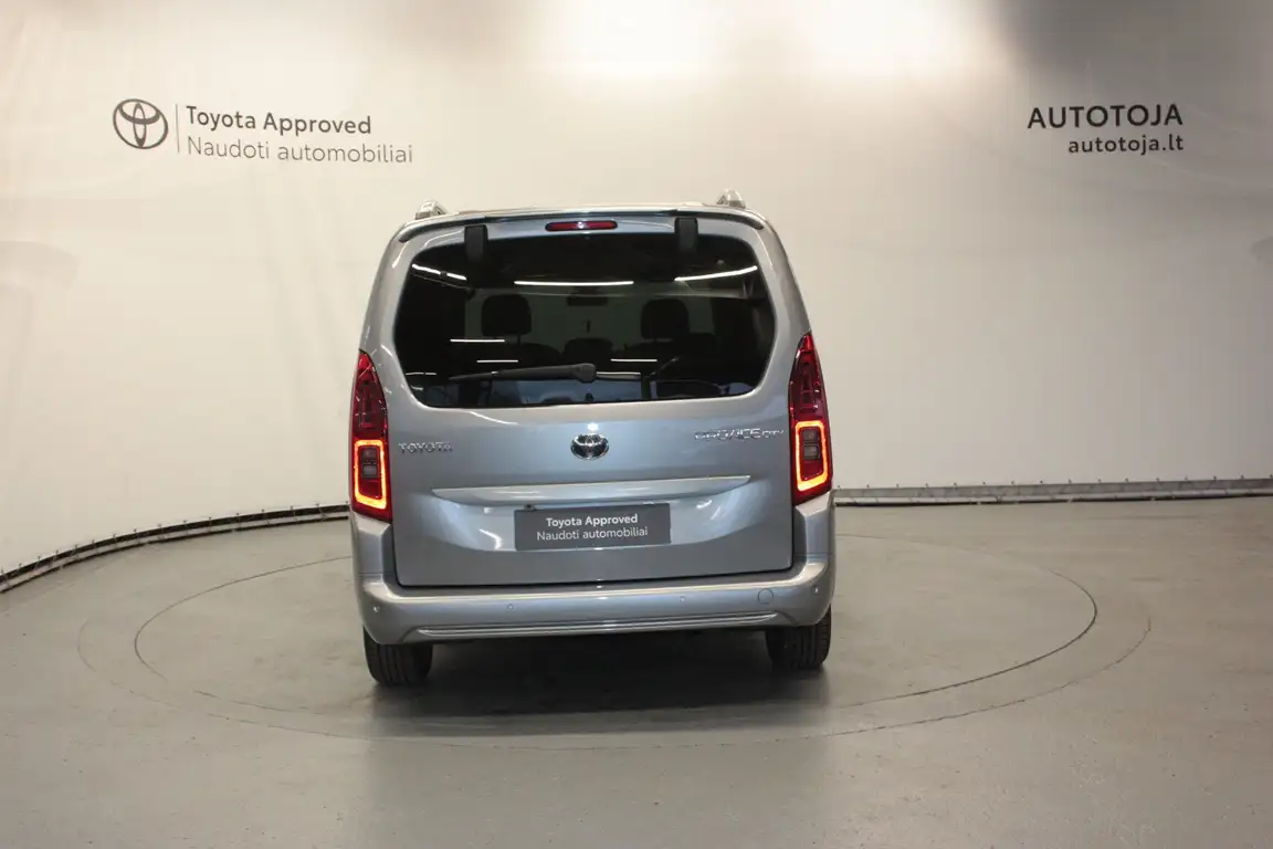 TOYOTA PROACE CITY VERSO