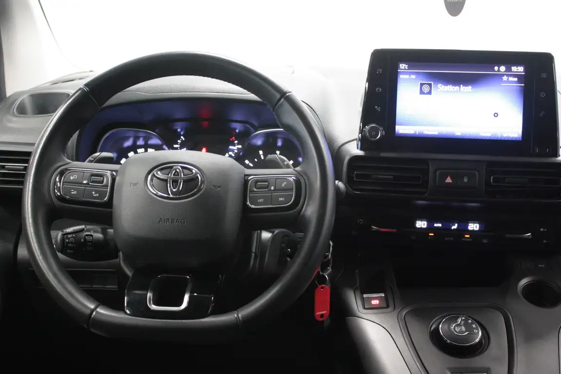 TOYOTA PROACE CITY VERSO