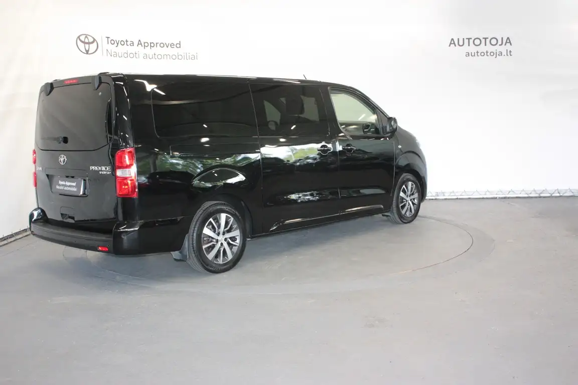 TOYOTA PROACE VERSO