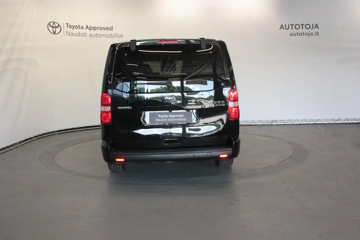 TOYOTA PROACE VERSO