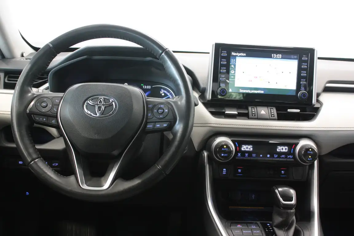 TOYOTA RAV4