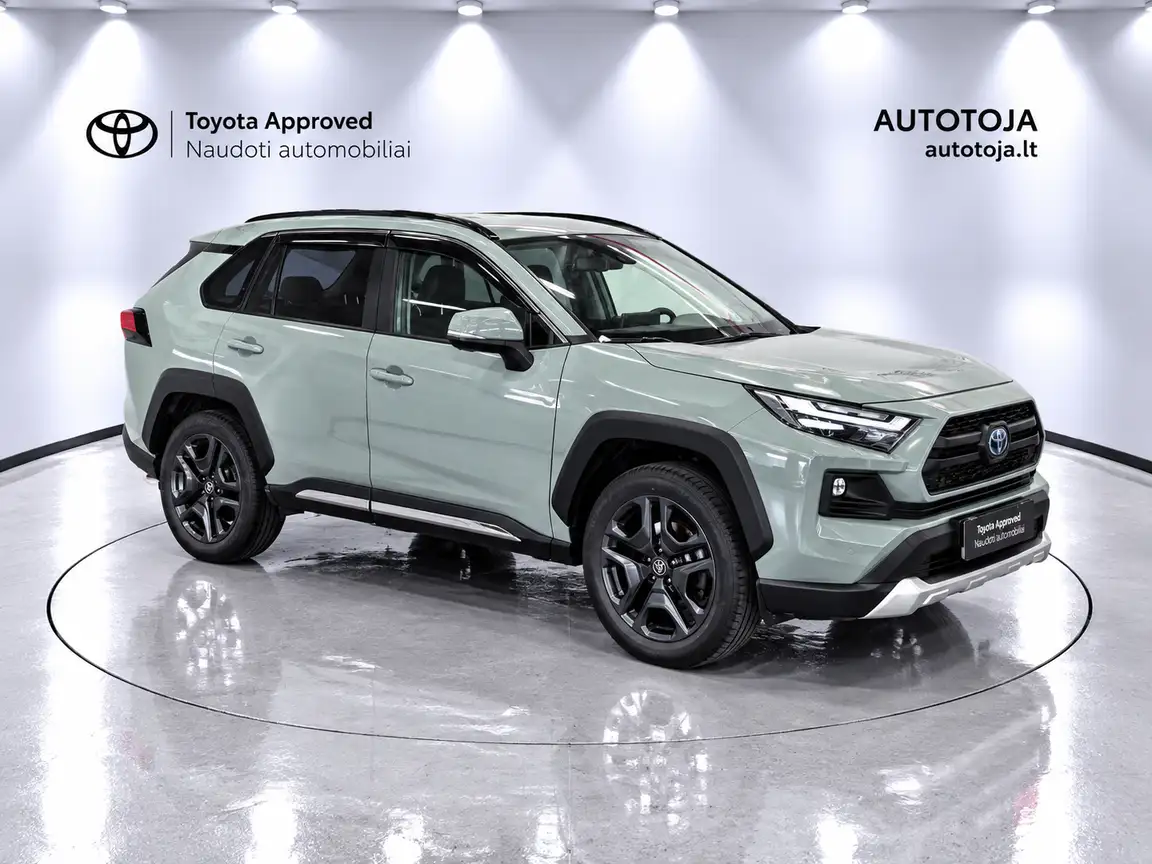 TOYOTA RAV4