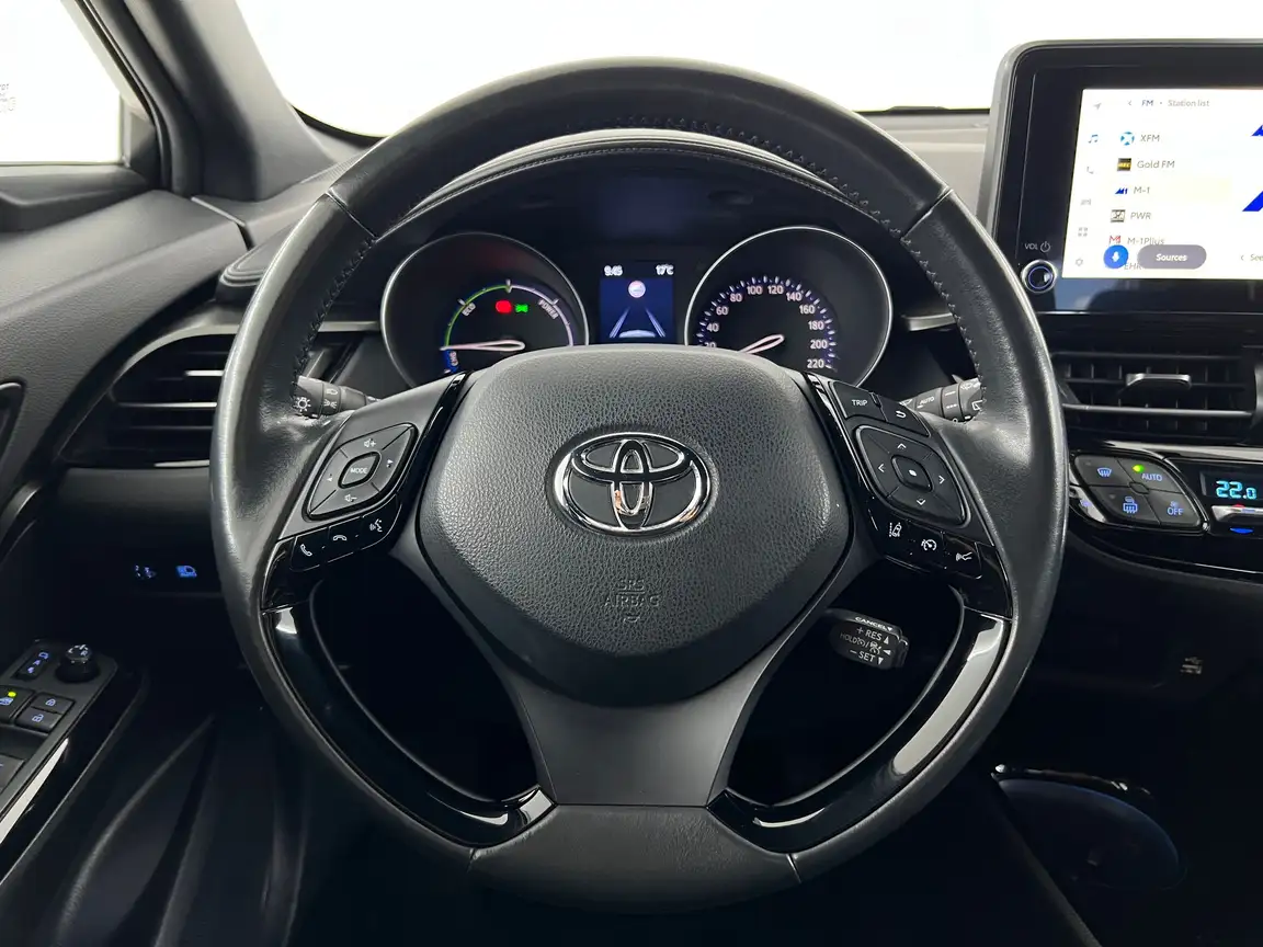 TOYOTA C-HR