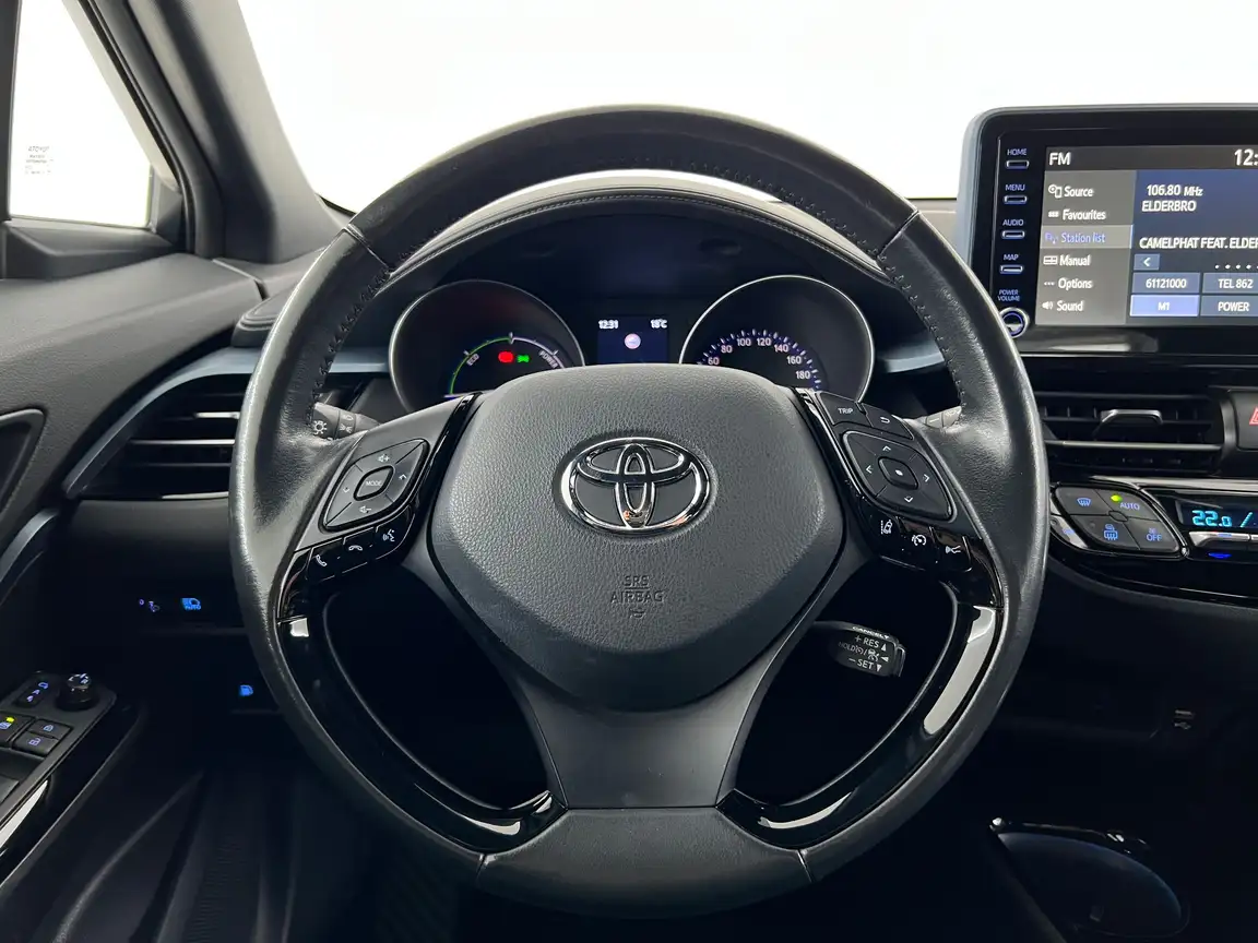 TOYOTA C-HR