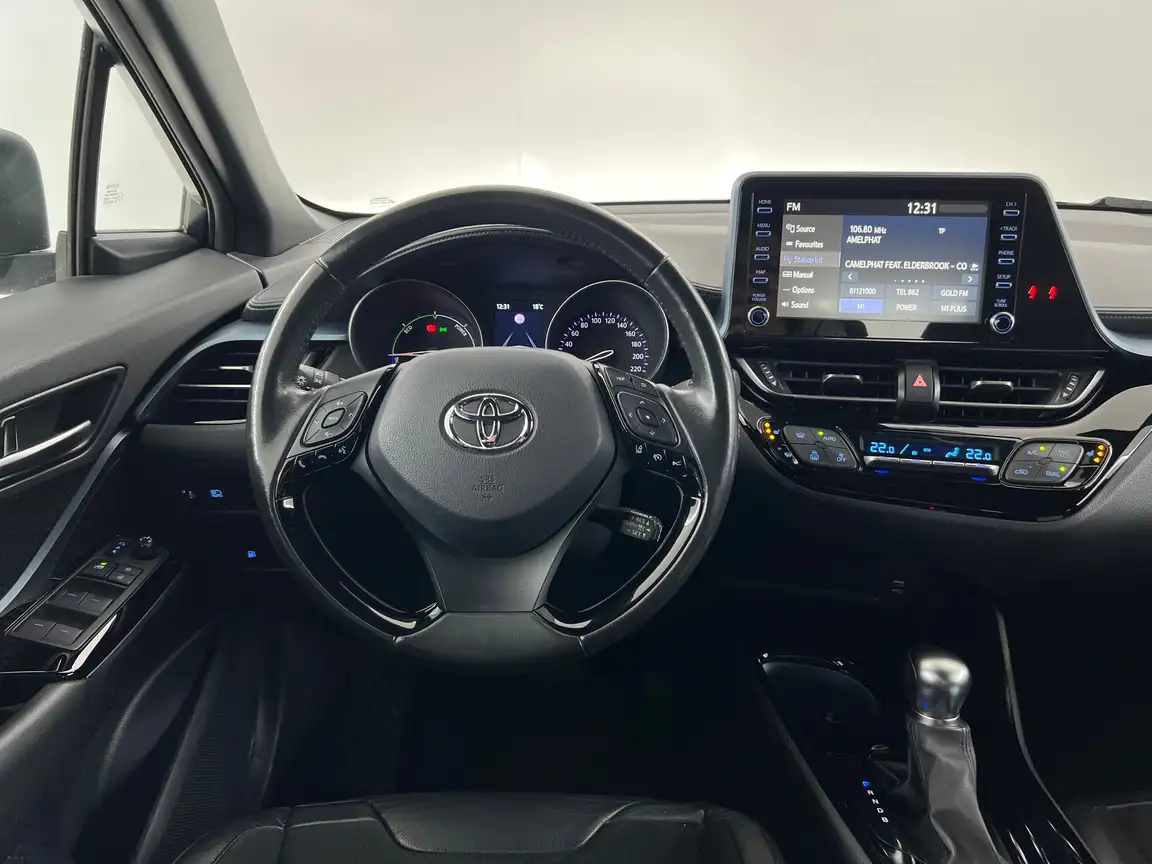 TOYOTA C-HR